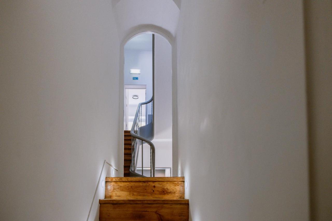 The Lx Hill Hostel Lisboa Ngoại thất bức ảnh
