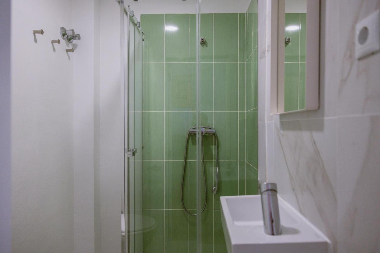 The Lx Hill Hostel Lisboa Ngoại thất bức ảnh